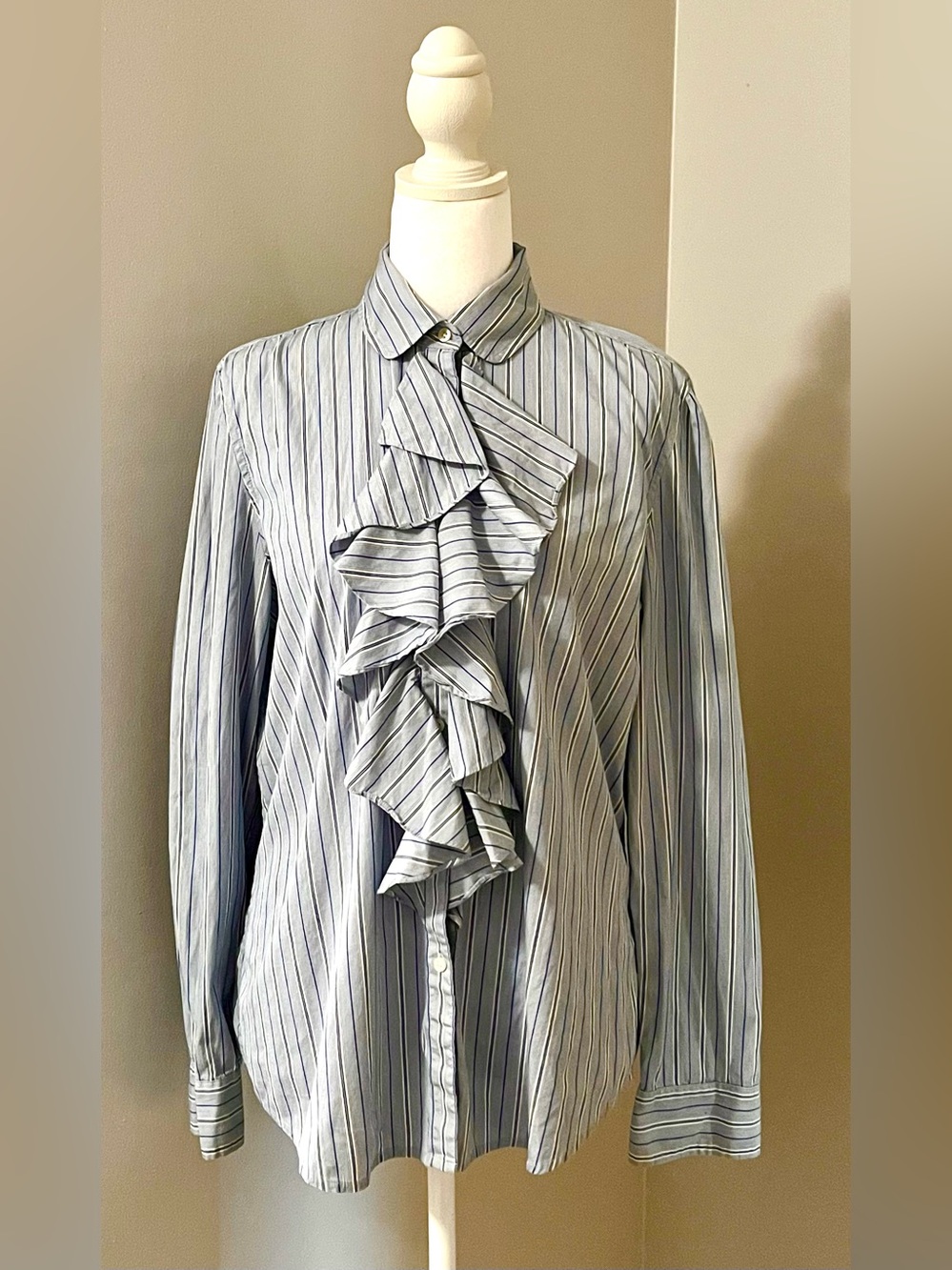 Ralph Lauren Jeans Women’s Size L Blue Stripe Ruffle Front Button-Up Blouse